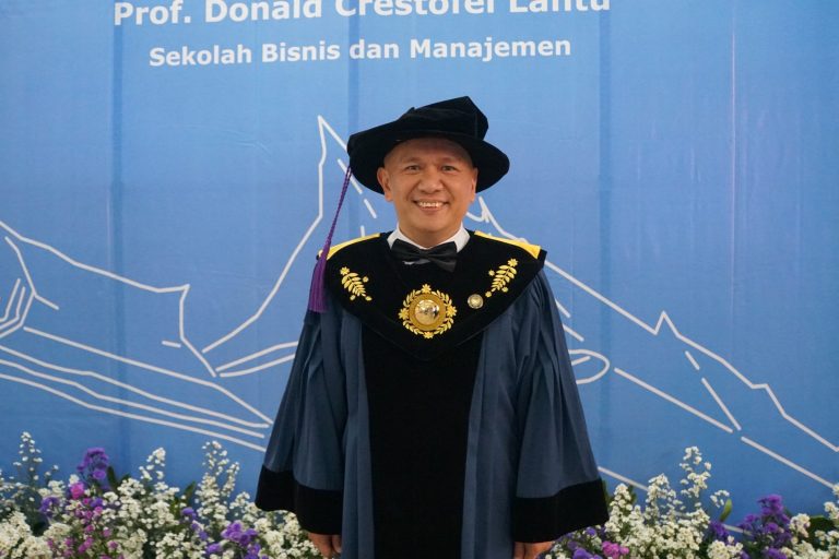 Guru Besar SBM ITB Prof. Donald Crestofel Lantu Sampaikan Orasi Ilmiah: Membangun Budaya Kepemimpinan Berbasis Ekosistem Berkelanjutan