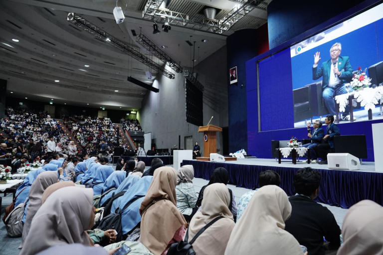 Ribuan Pengunjung Penuhi Open House Pendidikan ITB 2025: Perkenalkan Seleksi Siswa Unggul (SSU) sebagai Jalur Masuk Baru 2026