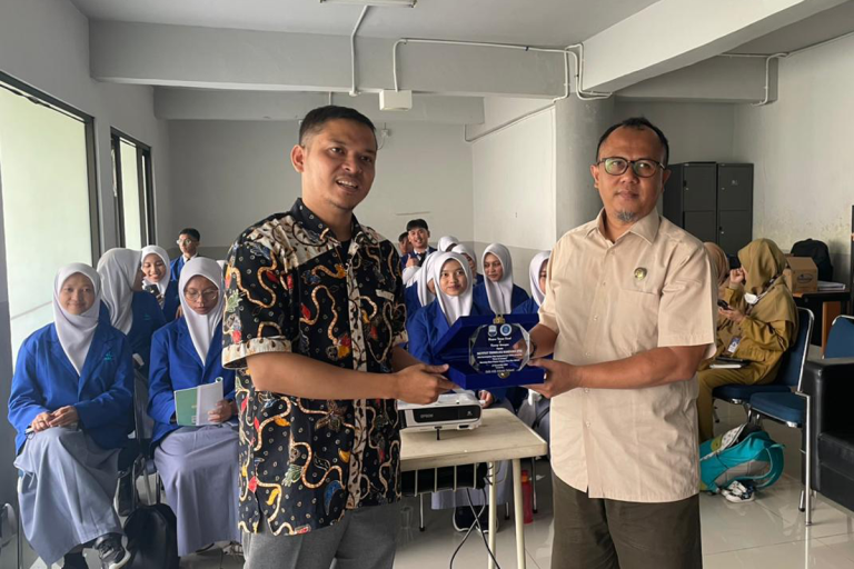KUNJUNGAN SEKOLAH SMA AQL ISLAMIC SCHOOL 2 PURWAKARTA