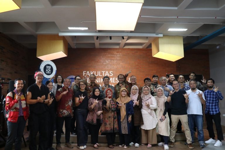 Homecoming Alumni Teknik Material ITB: Dari Penghormatan hingga Kolaborasi Akademik