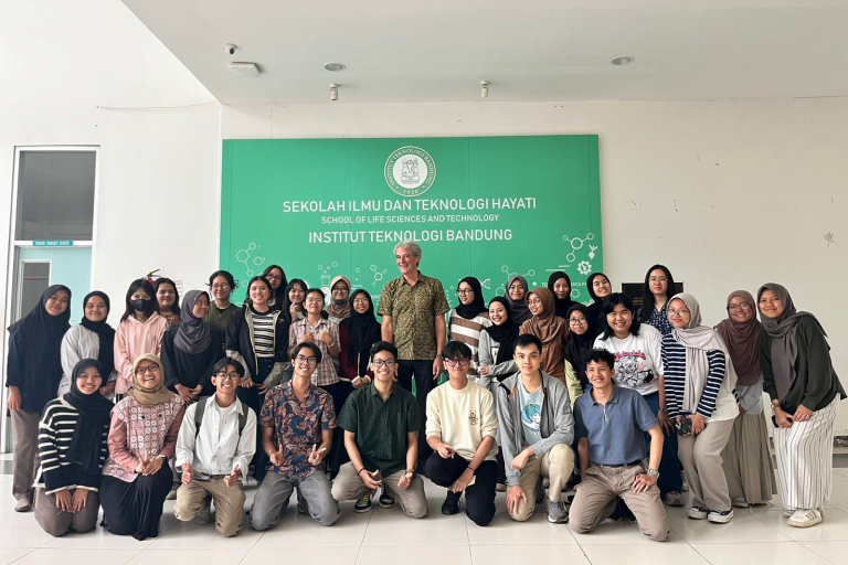 Dari Protein Hewani ke Nabati: Perspektif Dosen Tamu University of Groningen di SITH ITB