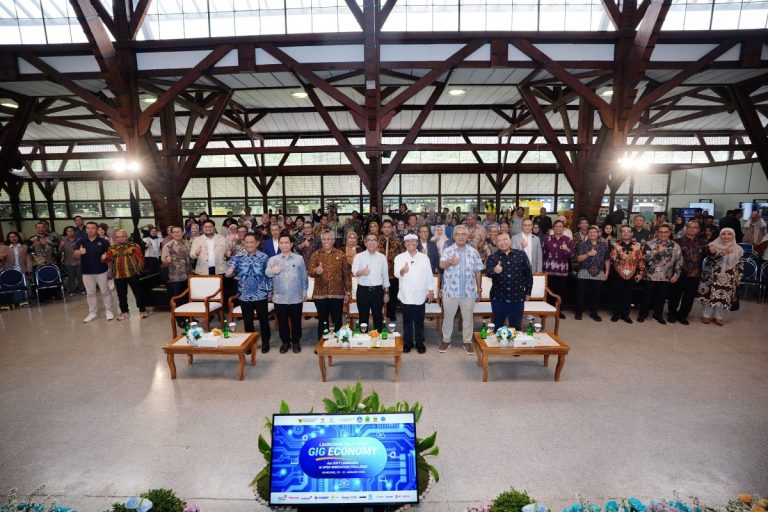 Siapkan Talenta Ekonomi Digital, Gig Ekonomi dan AI Open Innovation Challenge Diluncurkan di ITB