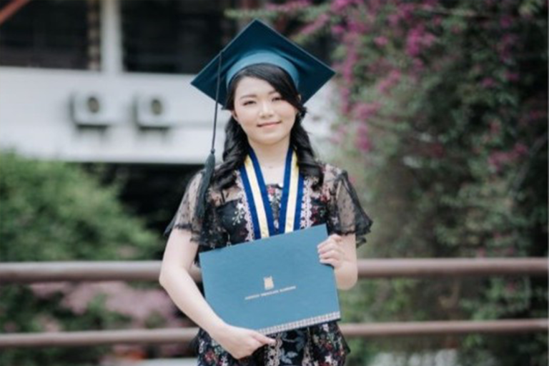 Angel, Wisudawan Termuda ITB yang Lulus di Usia 20 Tahun