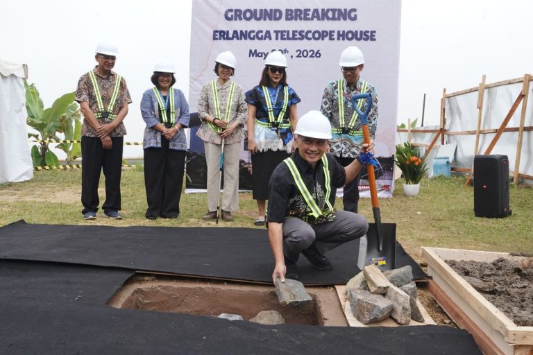 ITB dan Penerbit Erlangga Gelar Peletakan Batu Pertama Rumah Teleskop Erlangga di Observatorium Bosscha, Perkuat Riset dan Literasi Astronomi di Indonesia