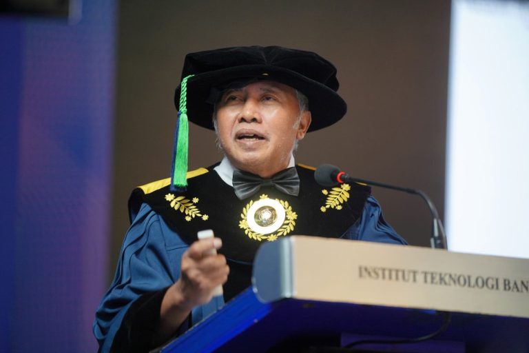 Orasi Ilmiah Prof. Herman: Mewujudkan Film Tipis Berorientasi Terkontrol melalui EFA-PVD