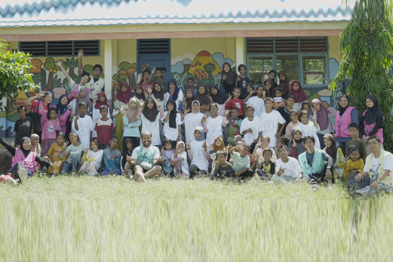 Kolaborasi Lintas Disiplin Tumbuhkan Budaya SADAR Bencana di Desa Pulo Madu, Sulawesi Selatan