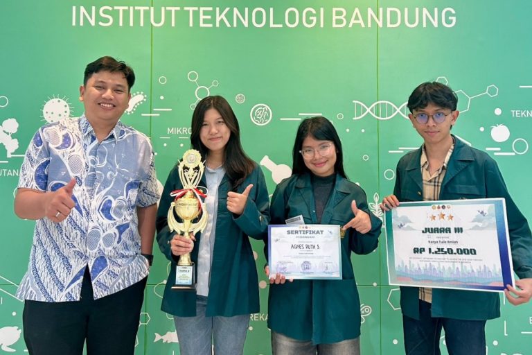 Mahasiswa ITB Gagas AgroSmart untuk Bantu Petani Beradaptasi terhadap Perubahan Iklim
