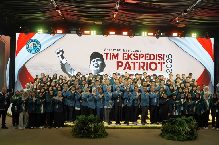 Rektor ITB Lepas Tim Ekspedisi Patriot 2026, Tegaskan Komitmen ITB Berdampak bagi Masyarakat