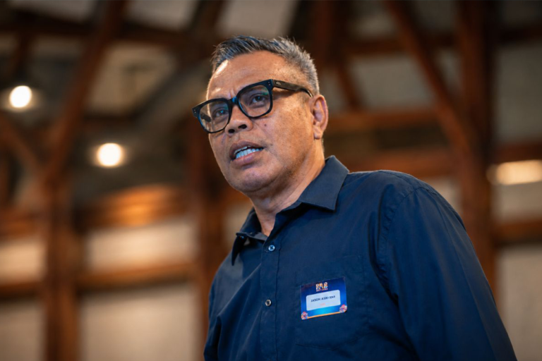 Abdel Achrian Bagikan Kebanggaan Anaknya Diterima ITB dan Apresiasi Peran Orang Tua Mahasiswa