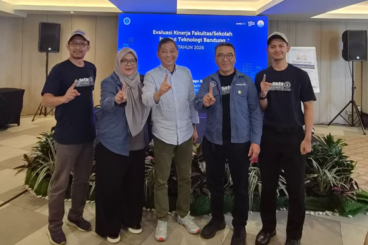 Ignasius Jonan Dukung Program Satu Alumni ITB
