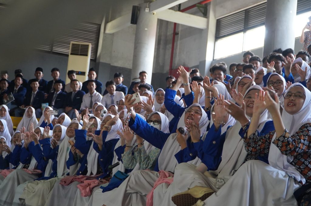 Kunjungan Sekolah, MA Pembangunan UIN Jakarta, SMAIT An Nawawi Al Bantani Bogor, SMA Nahdhlatul Ulama 1 Gresik, SMA LTI IGM Palembang